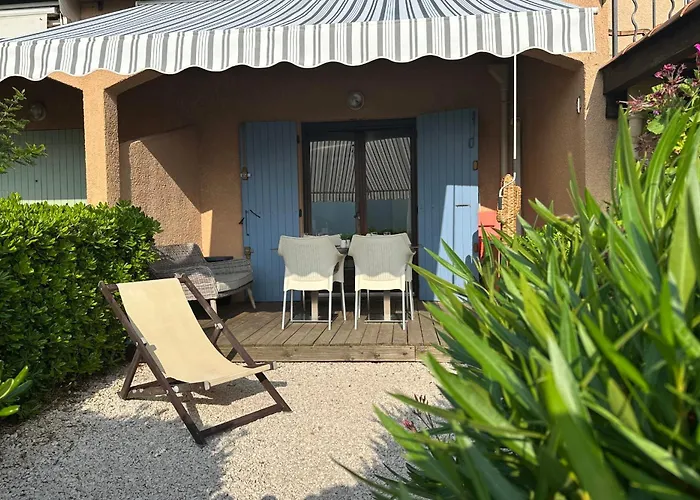 Saint-clair Magnificent With Sea View Le Lavandou