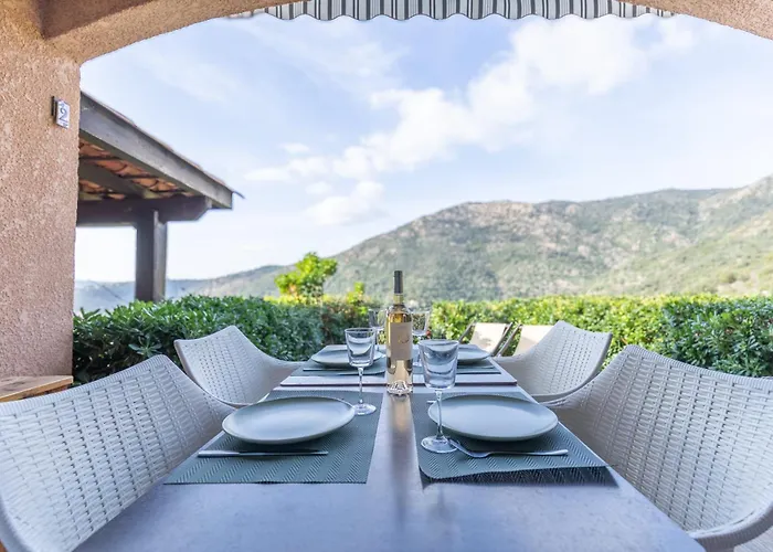 Saint-clair Magnificent With Sea View Apartment Le Lavandou